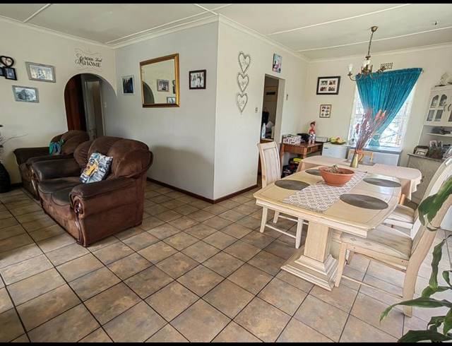 4 BEDROOM HOUSE FOR SALE IN MONTANA